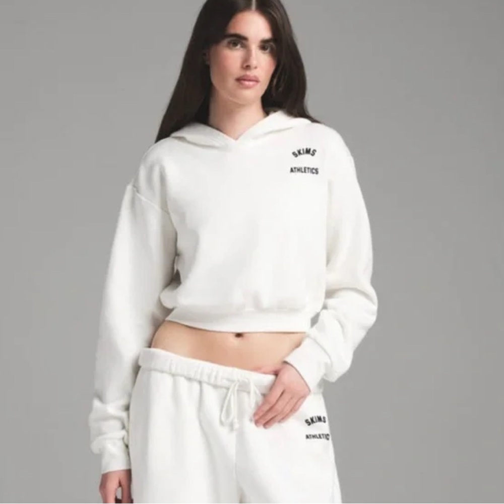 SKIMS Women's White Marble Shrunken Graphic Cropped Hoodie Sweatshirt size L